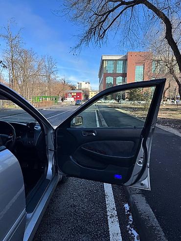 Honda: Honda Accord: 2000 г., 2 л, Автомат, Газ, Седан — 10