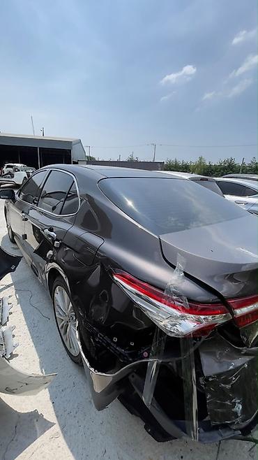 бампер на тойота виш: Toyota Camry: 2019 г., Автомат, Седан — 9