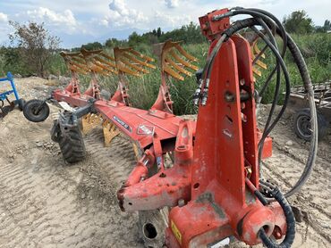трактор жатка: Оборотный навесной плуг KUHN Multi-Master 153 - Производитель: KUHN -