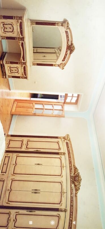 Həyət evləri və villaların satışı: 6 otaqlı, 360 kv. m, Yeni təmirli -da lalafo.az — 10 Həyət evləri və villaların satışı: 6 otaqlı, 360 kv. m, Yeni təmirli — 10