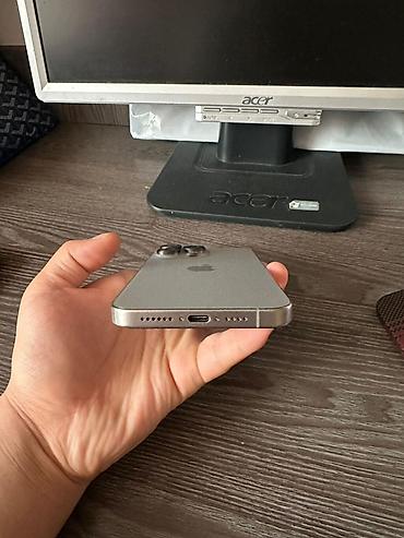 Чехлы: Продаю свой iPhone 15 Pro Max в идеальном состоянии. Телефон — 7