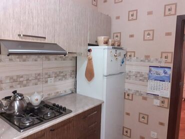 Uzunmüddətli kirayə mənzillər: Yeni tikilidir qaz su işıq daimidir internet telefon mövcuddur 12 — 12