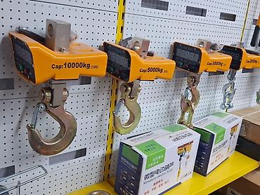 Торговое оборудование: Крановые электронные динамометры (балочные весы) с верхним креплением — 6