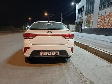 Kia Rio: 2018 г., 1.4 л, Автомат, Газ
