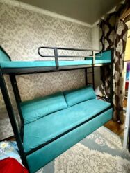 2 ярусная кровать с диваном: Двухъярусная кровать, Б/у, Складной