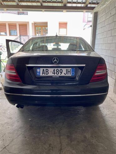 Mercedes-Benz: Mercedes-Benz C 180: 1.5 l | 2011 year Limousine