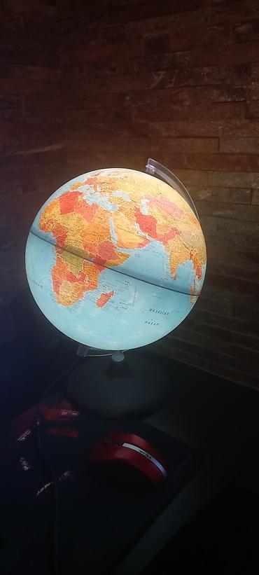 komode prodaja: Svetleći globus – geografska lampa za sto - Klasični globus sa — 2
