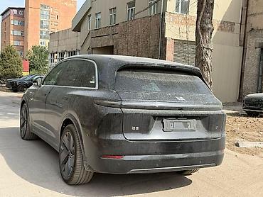 авто лупарик: Lixiang L7: 2025 г., 1.5 л, Автомат, Гибрид, Кроссовер — 9