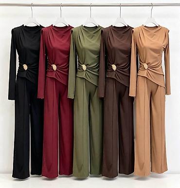 Overalls: Ženski komplet – bluza i pantalone sa širokim nogavicama - Elegantna — 2