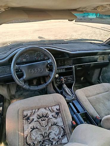Унаа: Audi 100: 1986 г., 2.3 л, Кол менен иштөөчү, Бензин — 3