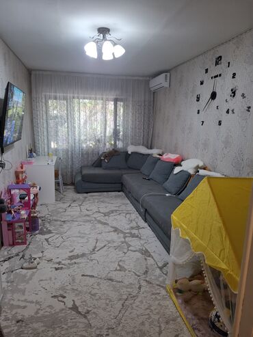 куплю дом село беловодское: 3 комнаты, 66 м², 104 серия, 1 этаж, Косметический ремонт