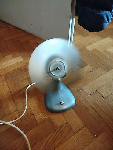 Stoni ventilatori: Stari retro ventilator.Ne znam da li je kompletan. Cini mi se da fali na lalafo.rs — 4 Stoni ventilatori: Stari retro ventilator.Ne znam da li je kompletan. Cini mi se da fali — 4