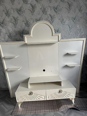 divar ref: Ağ rəngli TV stendi və divar paneli dəsti - Korpus: MDF/laminat ağ — 2