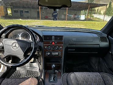 мерс 124 2 2 об: Mercedes-Benz — салон и интерьер - Классическая передняя панель с — 3
