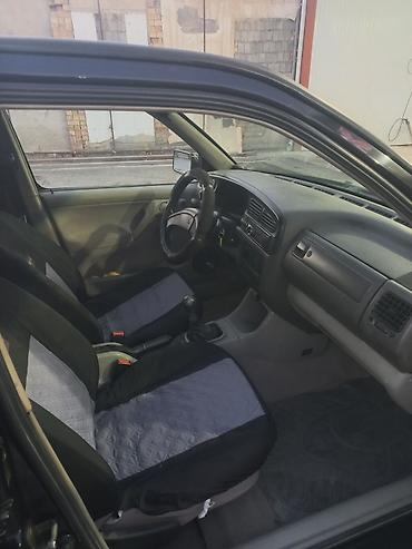 70 сом: Volkswagen Vento: 1993 г., Кол менен иштөөчү, Бензин, Седан — 7