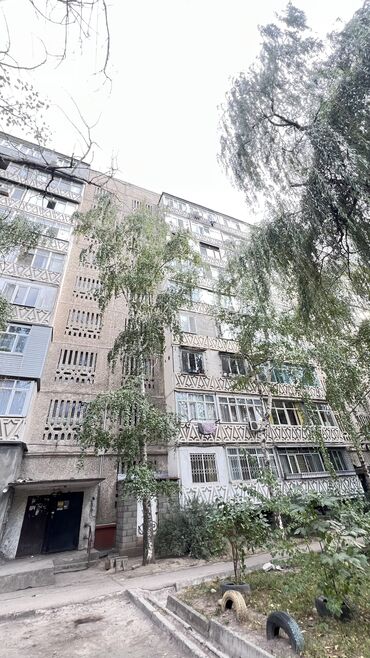 купить квартиру в бишкеке без ремонта: 3 комнаты, 65 м², 105 серия, 4 этаж, Косметический ремонт