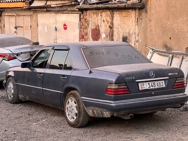 шкиф на мотоблок: Mercedes-Benz W124: 1994 г., 2.2 л, Механика, Бензин, Седан