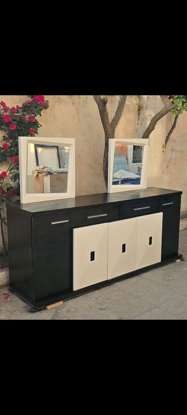 Dolablar: Açılan, 3 qapılı Düz dolab, Servant, Türkiyə