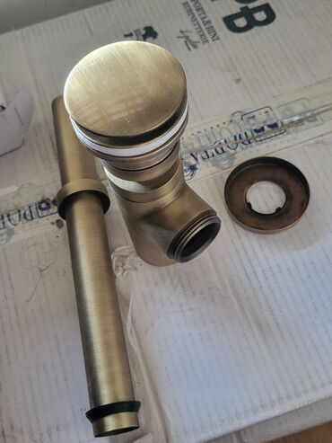 Duş üçün kranlar: Salam temiz buronza heresinen 2 desdi cox baha almlṣam tek tek — 4