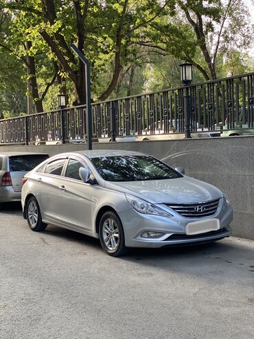 Hyundai: Hyundai Sonata: 2012 г., 2 л, Автомат, Газ, Седан