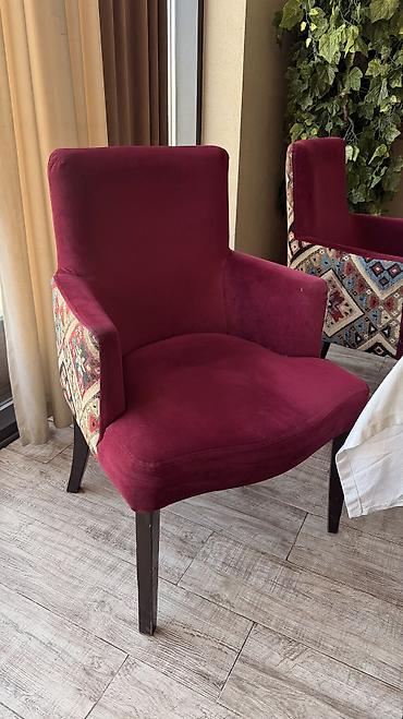 Стулья для зала: Стул для зала, Б/у, Дерево — 10