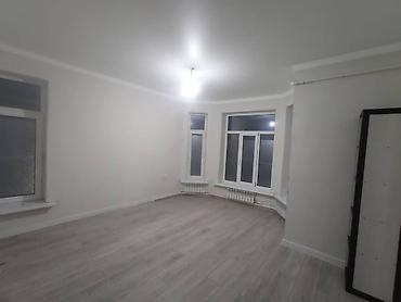 Продажа коттеджей и домов: Просторный двухэтажный дом с участком и огороженной территорией — 8