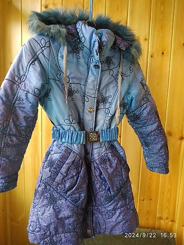 Верхняя одежда: Продаю детское теплое пальто на синтепоне, для девочки,с капюшоном — 6