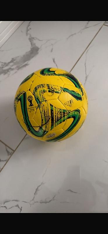 idman toplari: Məhsul: Adidas Brazuca futbol topu - Rəng: Sarı əsas fon, yaşıl-qara — 2