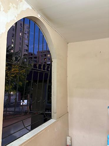 Mənzillər: Yasamal rayonu Mirəli Seyidov kücəsində (Musabəyov parkının yanı ) — 3