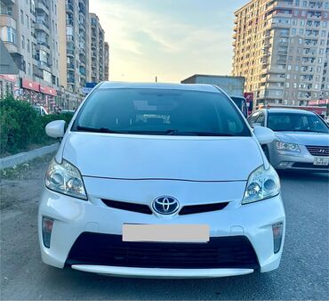 gurcustan masin bazari toyota: Toyota Prius: 1.8 l | 2014 il Hetçbek