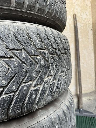 winter: Комплект зимних шипованных шин Nokian Nordman 5 SUV на дисках AMG на — 2