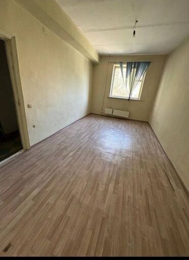 сдаю квартиру микрорайон: 1 комната, 36 м², Индивидуалка, 2 этаж, Старый ремонт