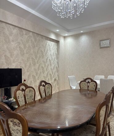 Masa və oturacaq dəstləri: Qonaq otağı üçün, İşlənmiş, Açılan, Oval masa, 6 stul