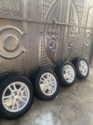 колесо на тачку: Дөңгөлөктөр монтажда 185 / 70 / R 14, All-season, Колдонулган, Комплект, Жеңил унаалар, Куйма, тешиктери - 4