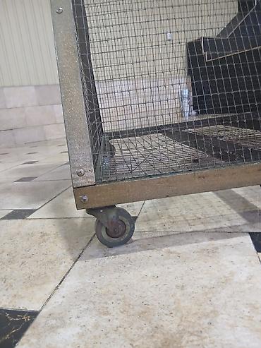 Товары и оборудование для с/х животных: Передвижной курятник/вольер треугольной формы (А-образная — 10
