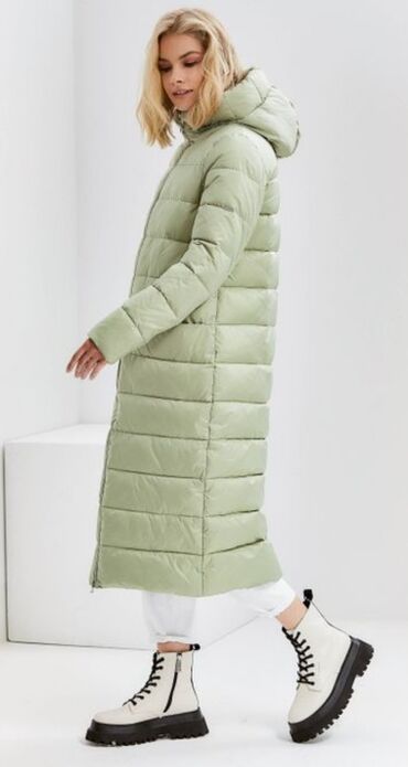 зимние женские куртки бишкек: Пуховик, По колено, С капюшоном