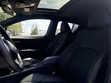рулон кожи: Toyota C-HR: 2020 г., 2 л, Бензин, Кроссовер — 4