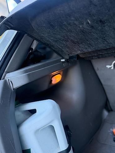 Mazda: Mazda 323: 2003 г., 1.6 л, Автомат, Бензин, Хэтчбэк — 9