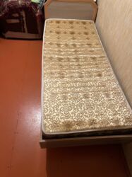 книжный шкаф для детской комнаты: Односпальная кровать, Б/у, С матрасом, длина - 190 см at lalafo.kg книжный шкаф для детской комнаты: Односпальная кровать, Б/у, С матрасом, длина - 190 см