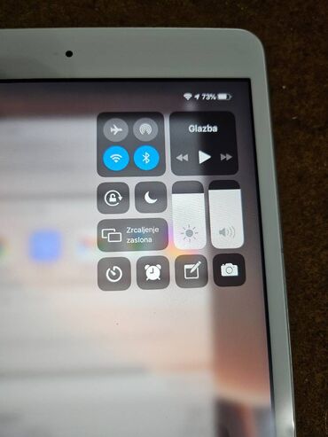 Tableti: Tablet IPAD MINI 2nd gen 16GB SILVER Prodajem polovan tablet IPAD MINI — 10