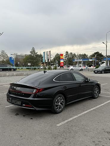 дисп: Hyundai Sonata: 2022 г., 2 л, Бензин, Седан — 5