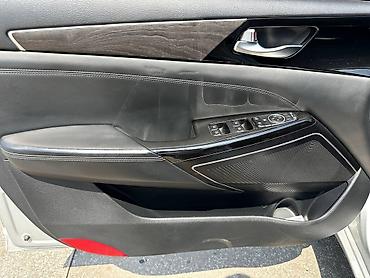 Kia: Kia K7: 2019 г., 3 л, Автомат, Газ, Седан — 19