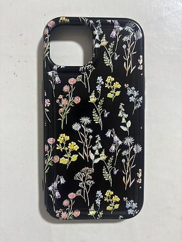 iphone 11 pro sekilleri: Qara fonlu çiçək naxışlı telefon qabı - Model/form-faktor: sərt — 1