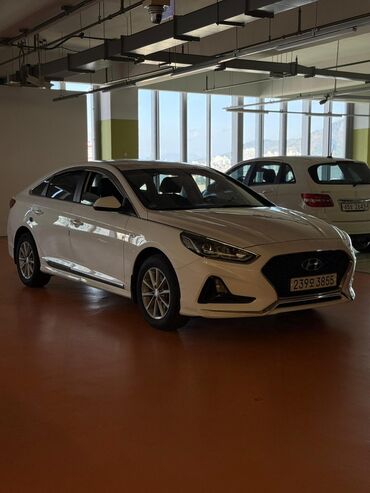 Hyundai: Hyundai Sonata: 2020 г., 2 л, Автомат, Газ — 3