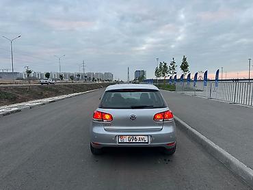 wolksvagen vento: Volkswagen Golf: 2009 г., 1.6 л, Автомат, Бензин, Хэтчбэк — 8