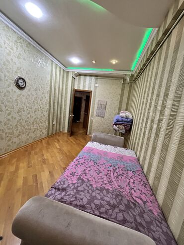 Uzunmüddətli kirayə mənzillər: Neftçilərdə Nazlı şadlıq sarayın yaxınlığında yerləşən yeni tikili -da lalafo.az — 3 Uzunmüddətli kirayə mənzillər: Neftçilərdə Nazlı şadlıq sarayın yaxınlığında yerləşən yeni tikili — 3