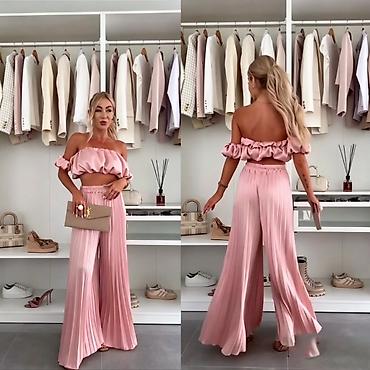 versace helanke: Dvodelni ženski komplet – plisirane široke pantalone i crop top sa — 1