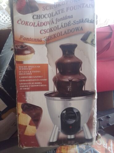 kosulja m: Aparat za čokoladu