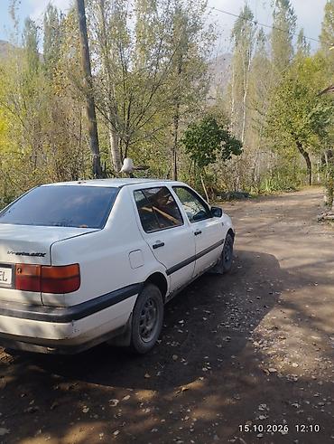 битый соната: Volkswagen Vento: 1994 г., 1.8 л, Механика, Бензин, Седан — 1
