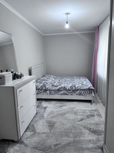 квартира 6 мкр: 3 комнаты, 58 м², 104 серия, 1 этаж